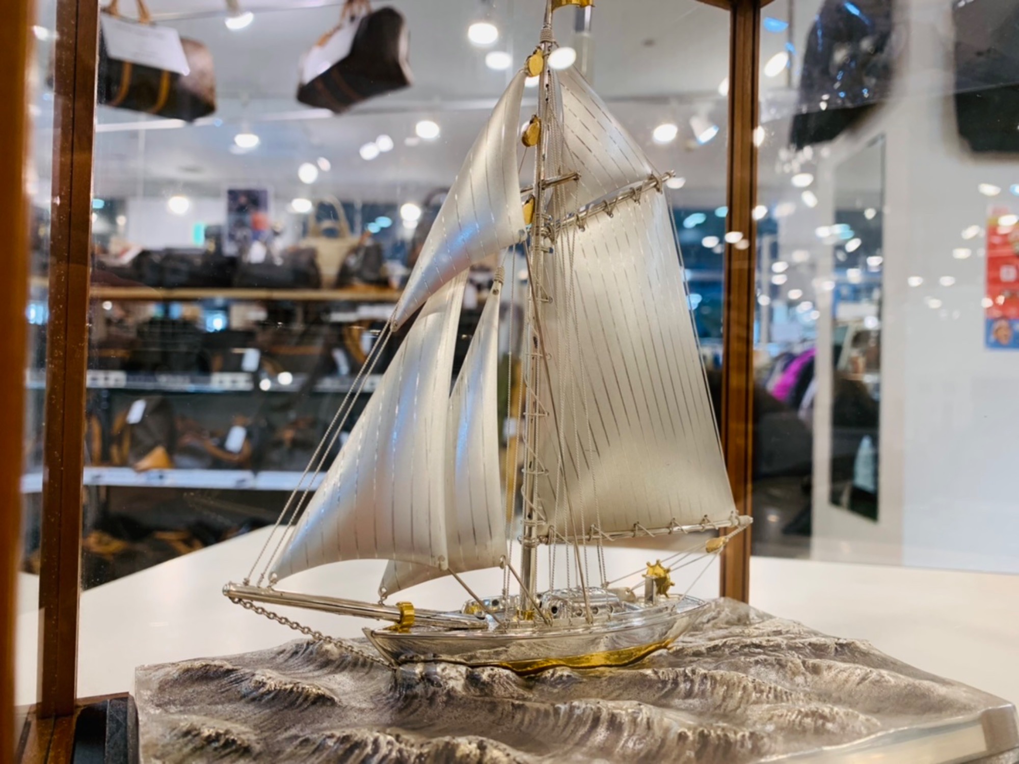 銀(SILVER970刻印) 帆船の置物が買取入荷致しました！ ｜2022年11月11