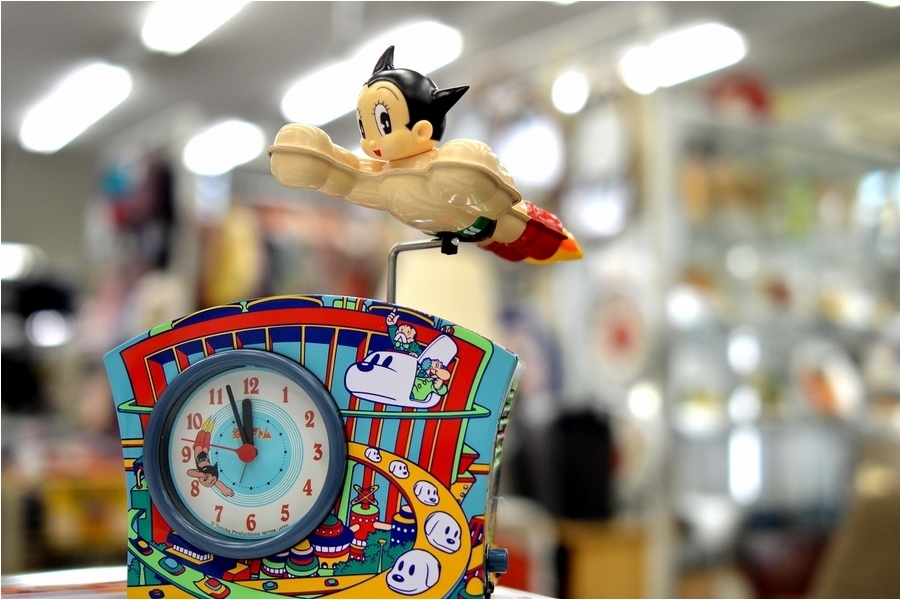 鉄腕アトム オルゴール目覚まし時計 リズム時計ブリキ 限定 RHYTHM