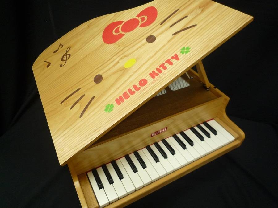とってもレアなハローキティのおもちゃのピアノ入荷！！｜2015年09月21
