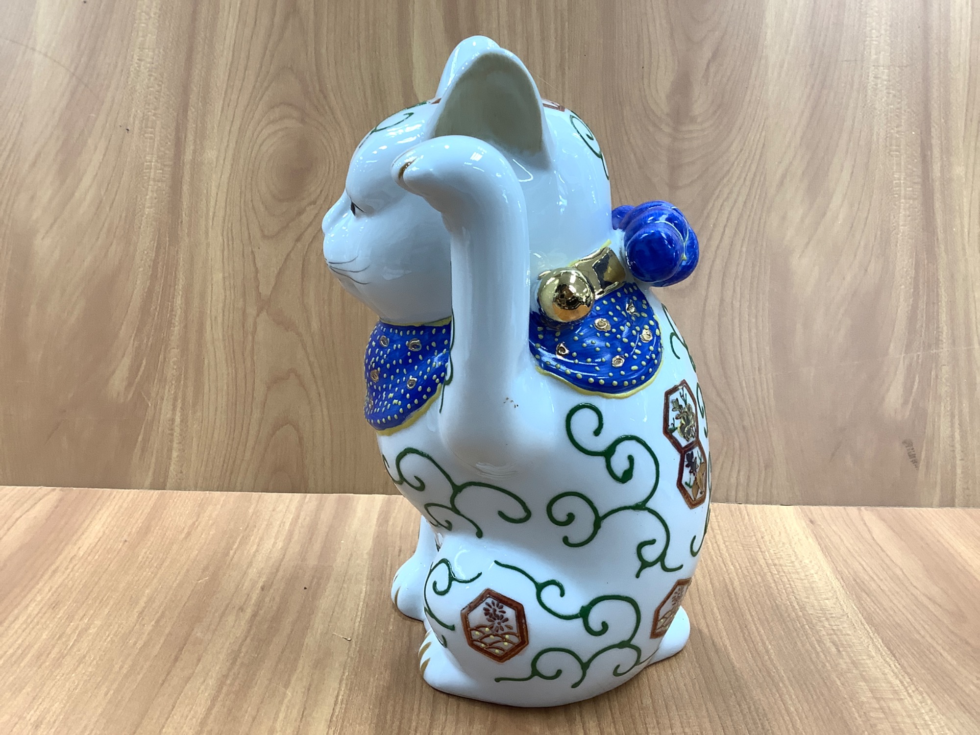 希少！伊万里焼 招き猫 置物 縁起物 右手上げ左手上げ2体セット