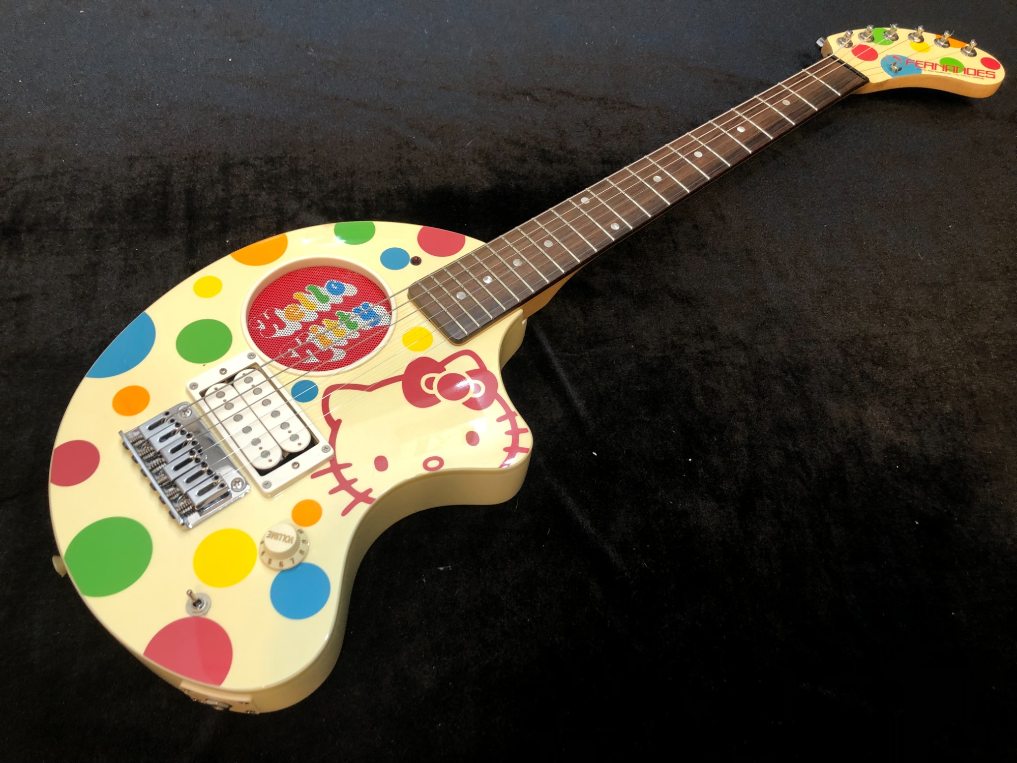 希少】Fernandes ZO-3 ハローキティver サンリオコラボ