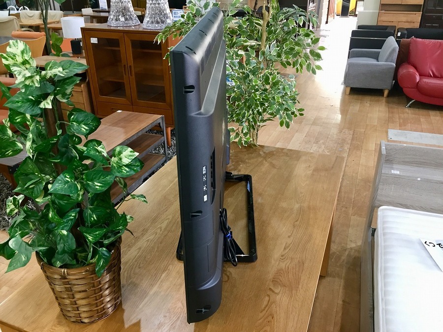 大幅値下液晶テレビ49・パナソニックTH-49D300中古&テレビスタンド付き