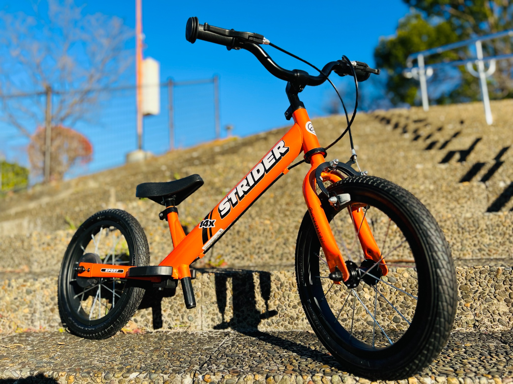 美品] ストライダー14X イエロー 限定色 ストライダー14X ライム