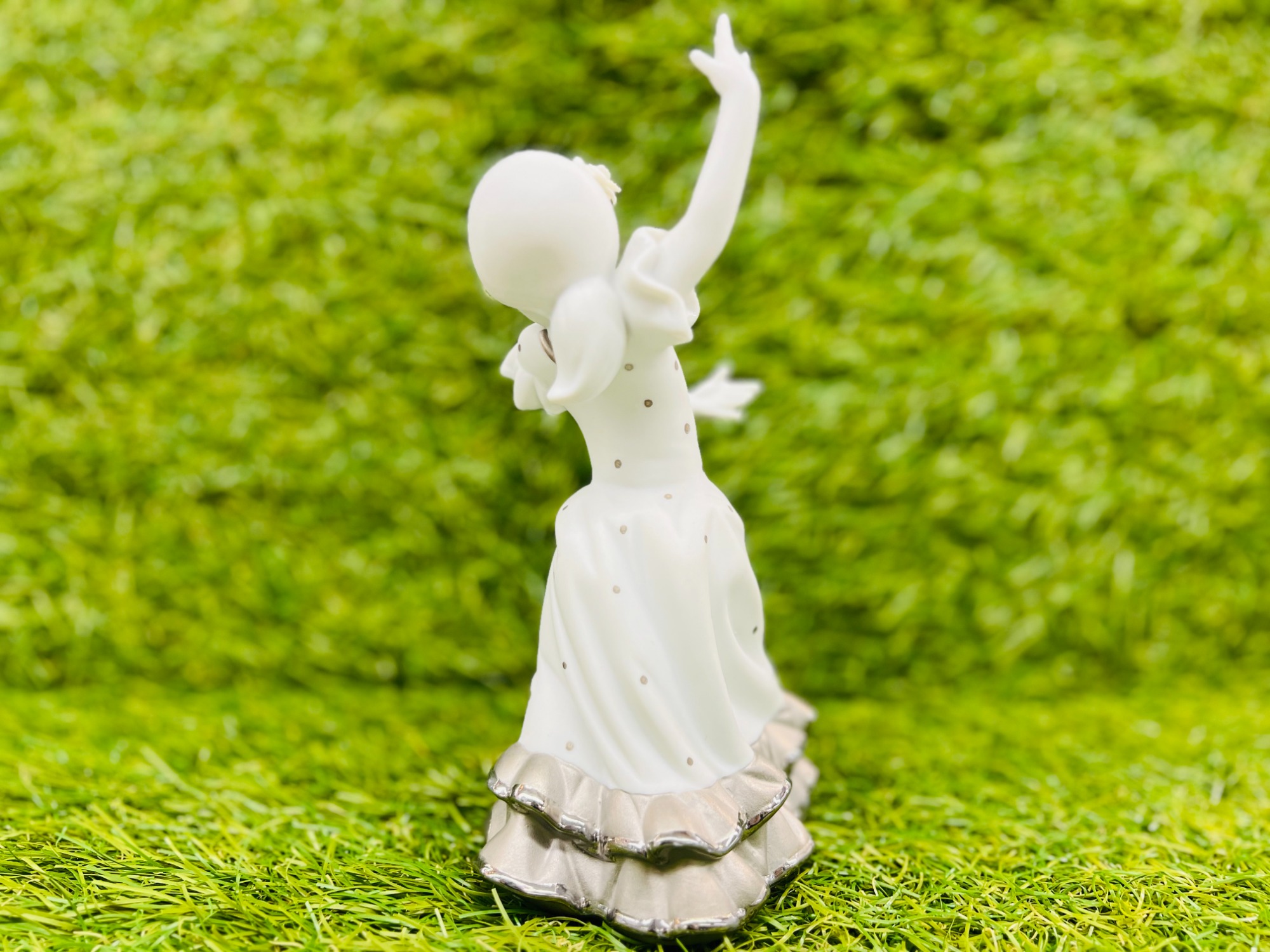 リアドロ （lladro） フィギュリン 『リトルダンサー・ロリータ