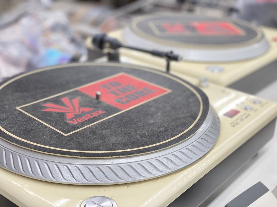Vestax/ベスタクス】ターンテーブルのVTC-1T MKⅡを2台買取入荷致し