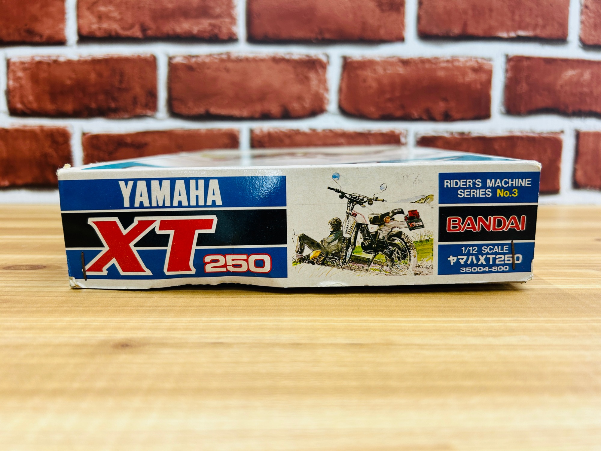 ヤマハ XT250 プラモデル おもちゃ Vintage BANDAI YAMAHA XT250 1/12