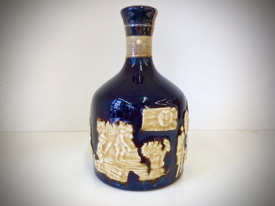 未開封】超希少 サントリー 有田焼ボトル 陶器 ブランデー Suntory 未