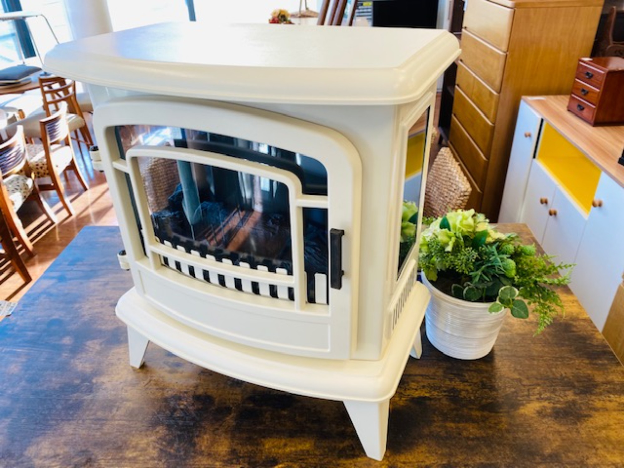 ニトリ アイボリー 暖炉型 ファンヒーター No. 91 暖炉型ファン