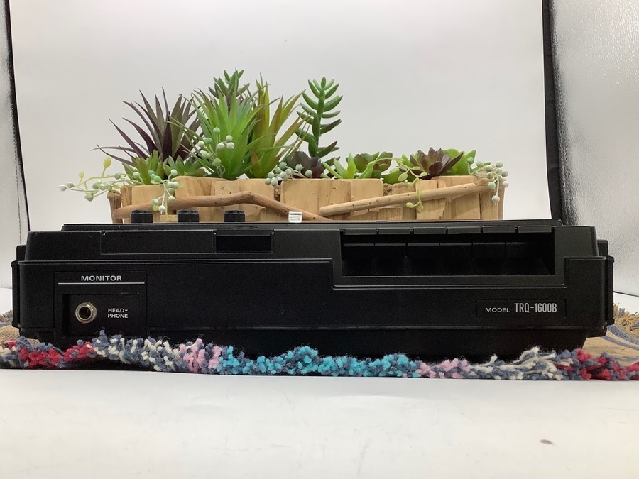 HITACHI（ヒタチ）レトロカセットテープレコーダーのご紹介♪【松戸店