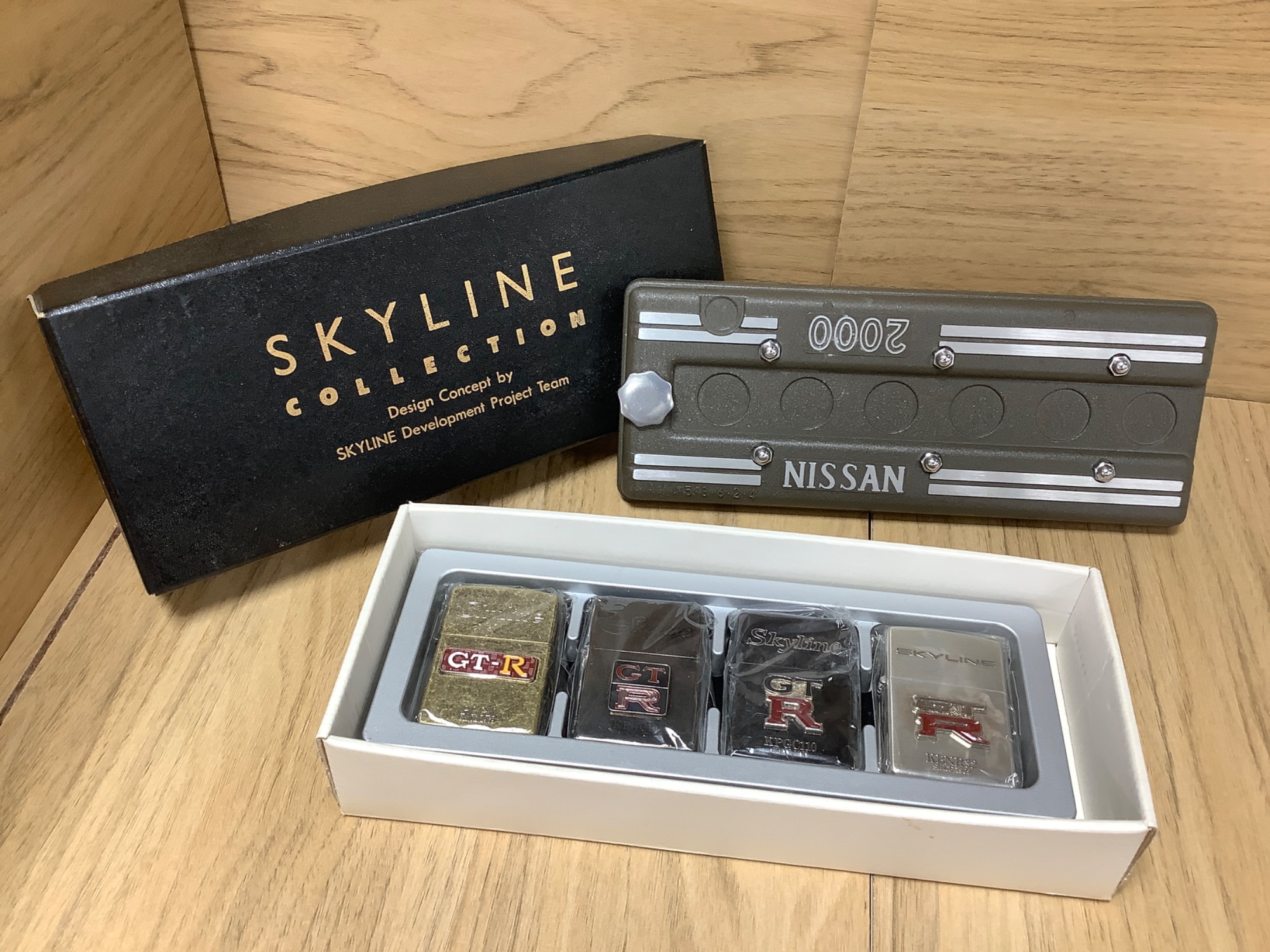 スカイラインGT-R Zippo コレクション ヘッドカバーケース入り4点セット