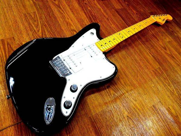 Squier Vintage Modified ジャズマスター エレキギター