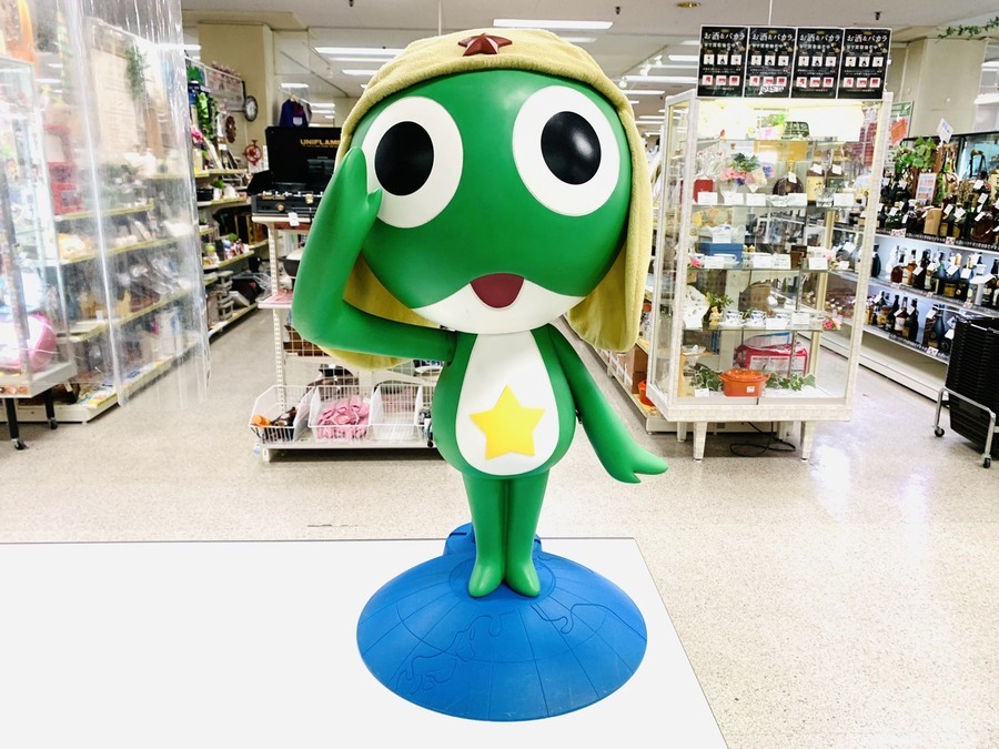 ケロロ軍曹 1/1スケールフィギュア BANDAI ケロロ軍曹等身大 Amazon.co