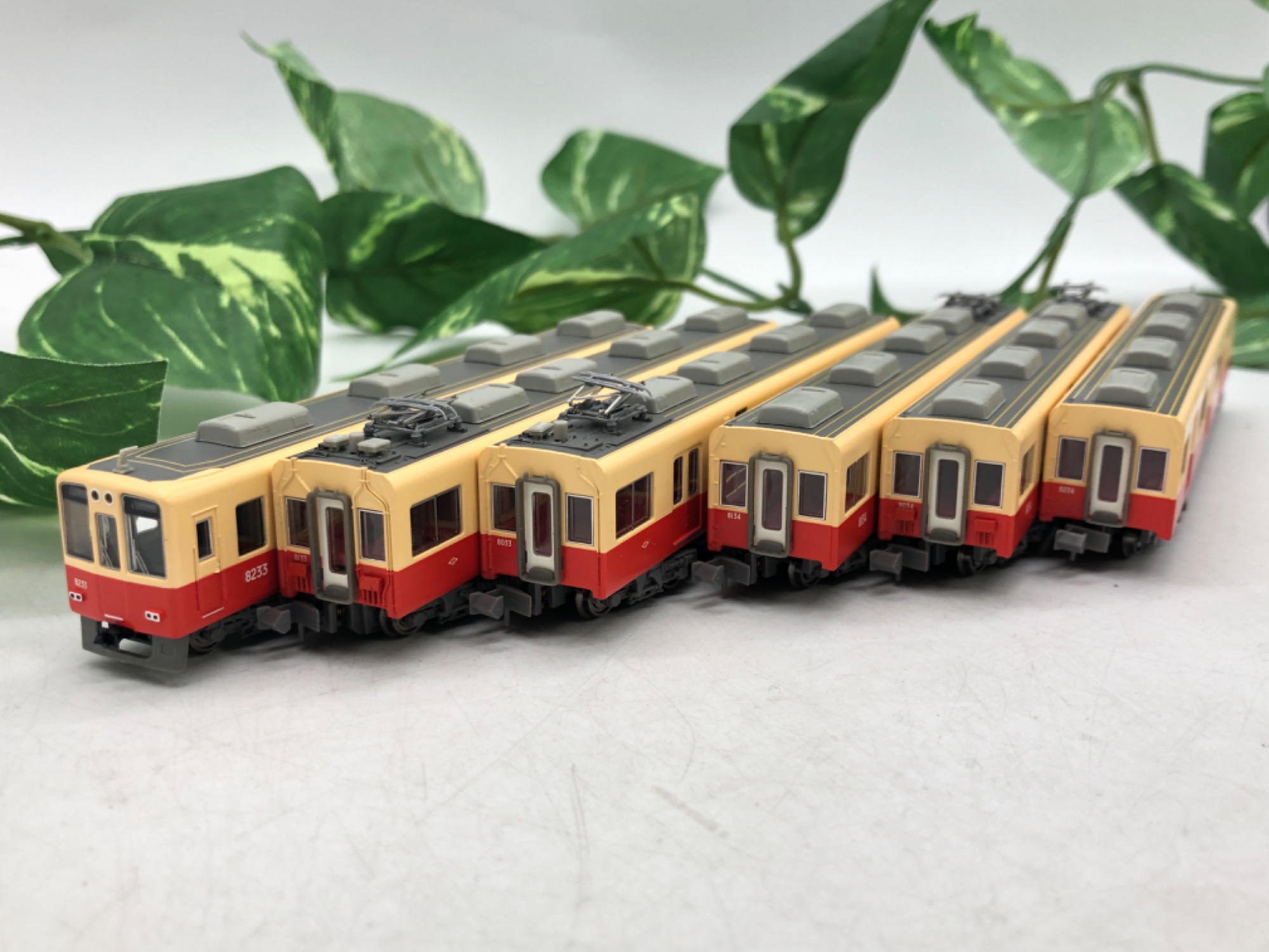 阪神8000系 8233F 赤胴車 マイクロエース 阪神電車開業120周年にまさかの