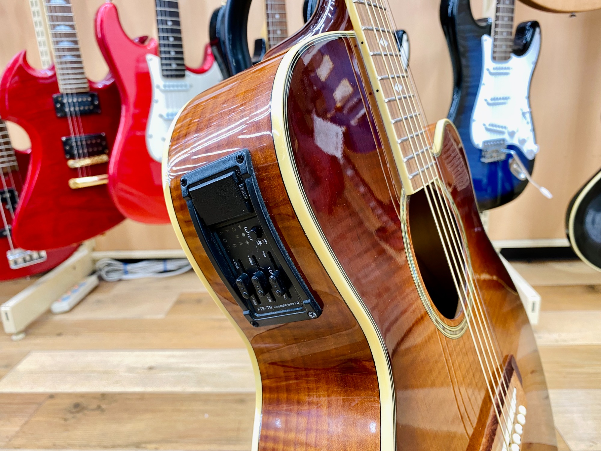 新品弦張替済】Cooder エレアコ TCP-400 BK タカミネ 新品弦張替済