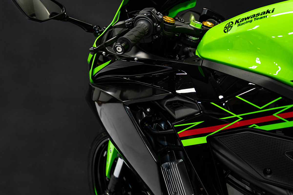 トリックスター / ZX-25R/ZX-4R(24-26) ハーフサイドカウル