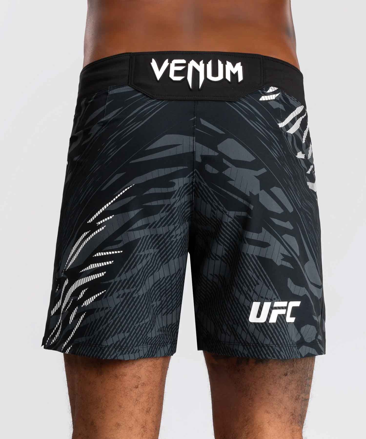 完売・超希少】UFC Venum JonJones ファイトショーツ Mサイズ 完売・超