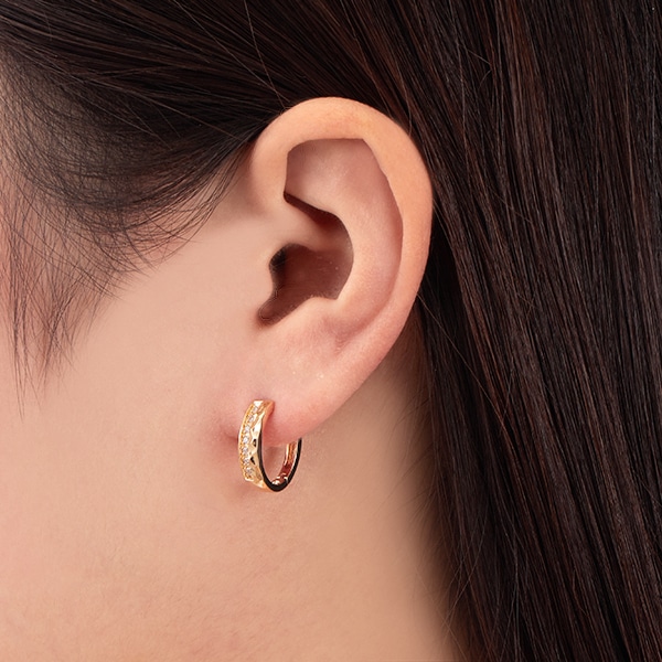 K18イエローゴールドダイヤモンドピアス(RPE058-002)|TSUTSUMI