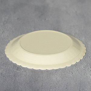 送料無料 作家物 時代物 白磁菊花皿 在銘 額装 送料無料 作家物 時代物