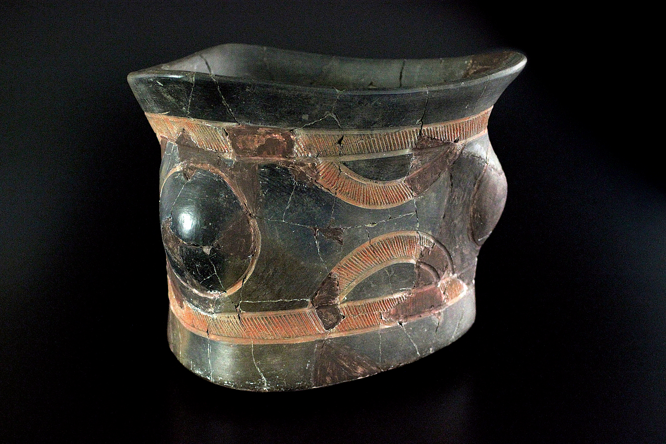 G5 アンデス文明形成期の土器