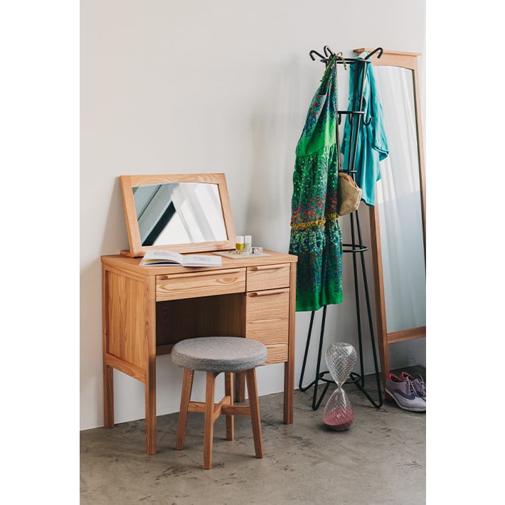 unico(ウニコ)の中でも人気のALBERO(アルベロ)シリーズ ドレッサーです