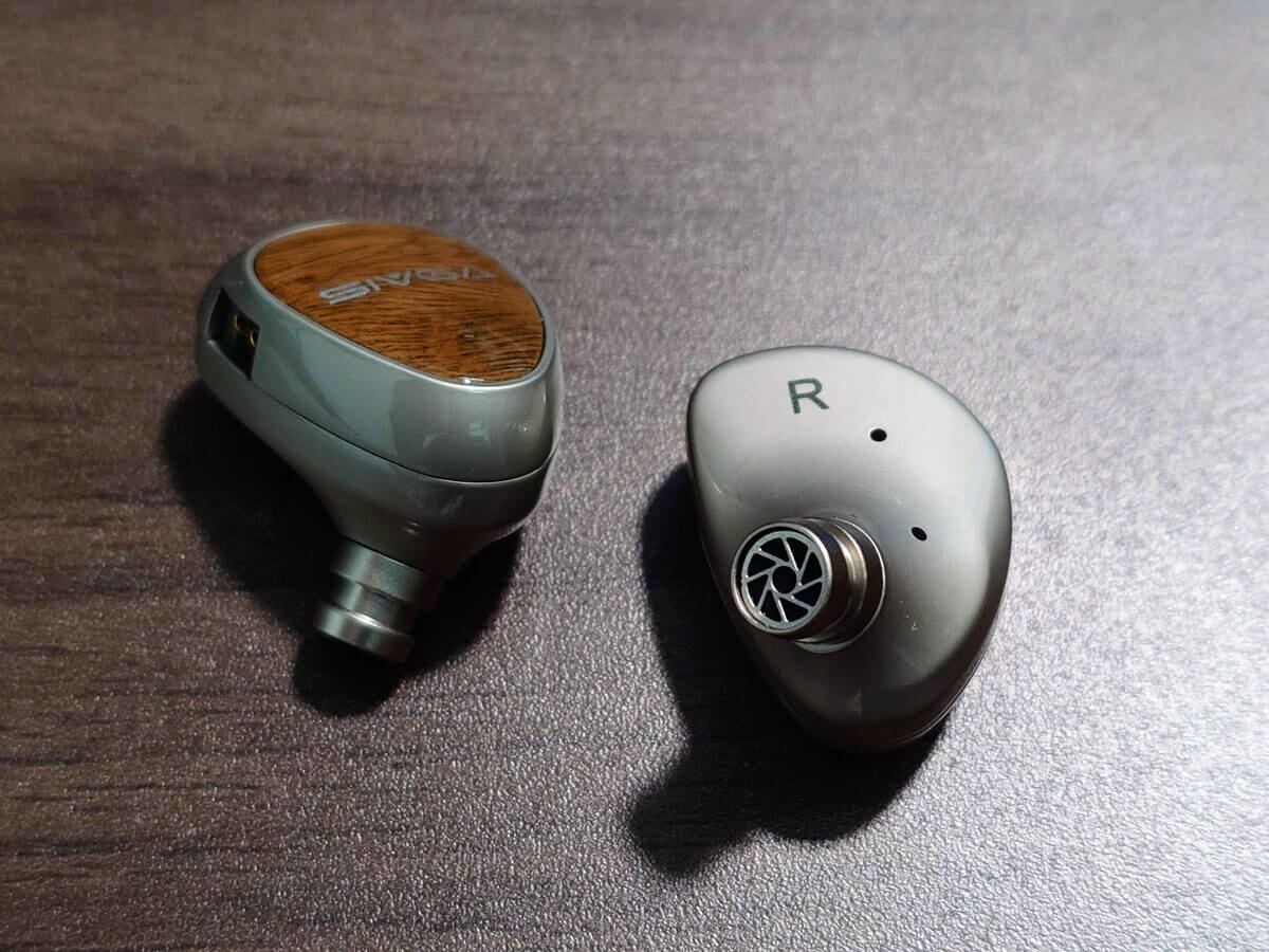 レビュー】SIVGA Que UTG – 装い新たにガラス振動版を搭載 – UNI-SONIA