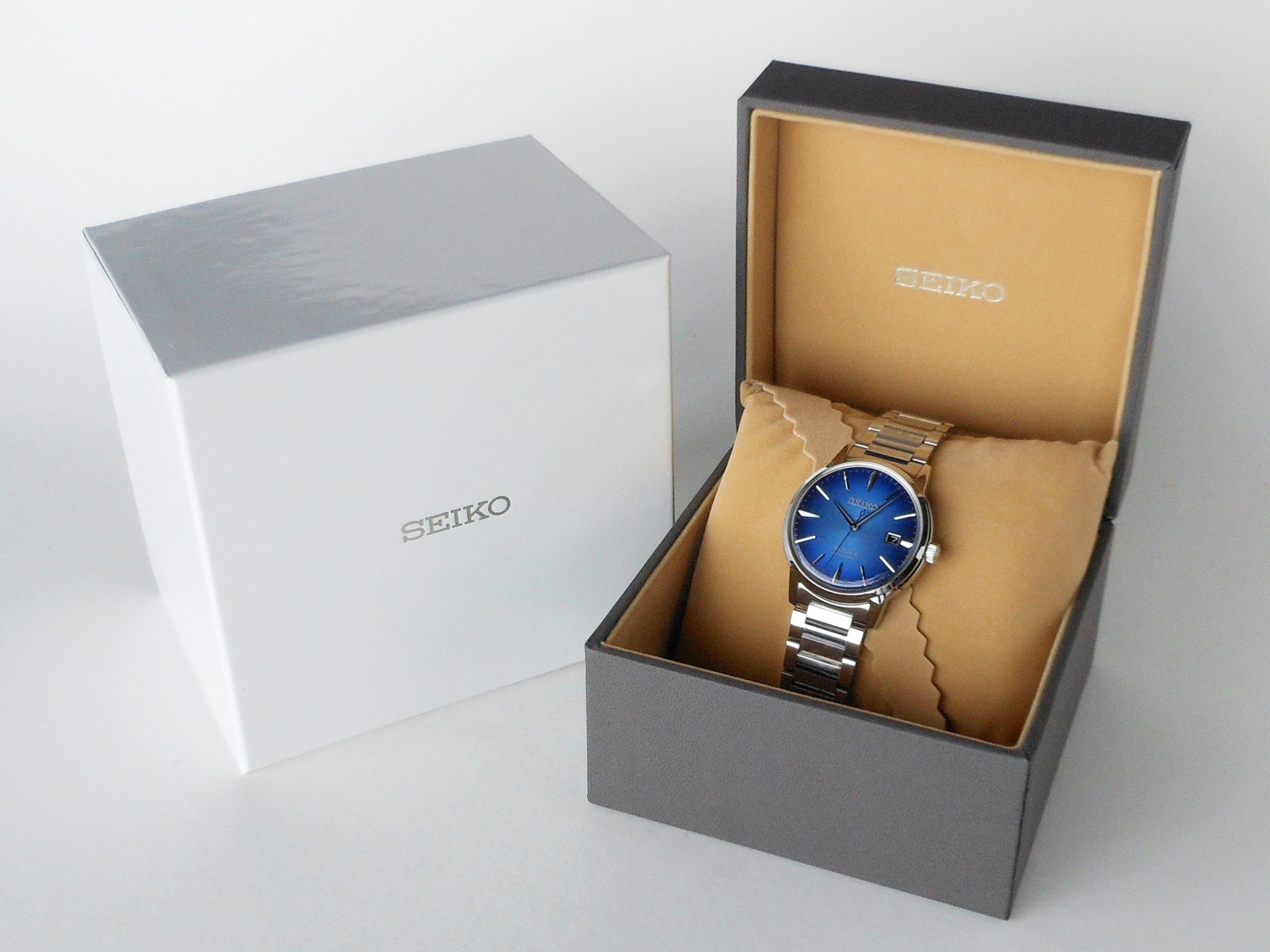 Basic line＞ブルーグラデーション | 静岡の宝石・時計専門店 内山