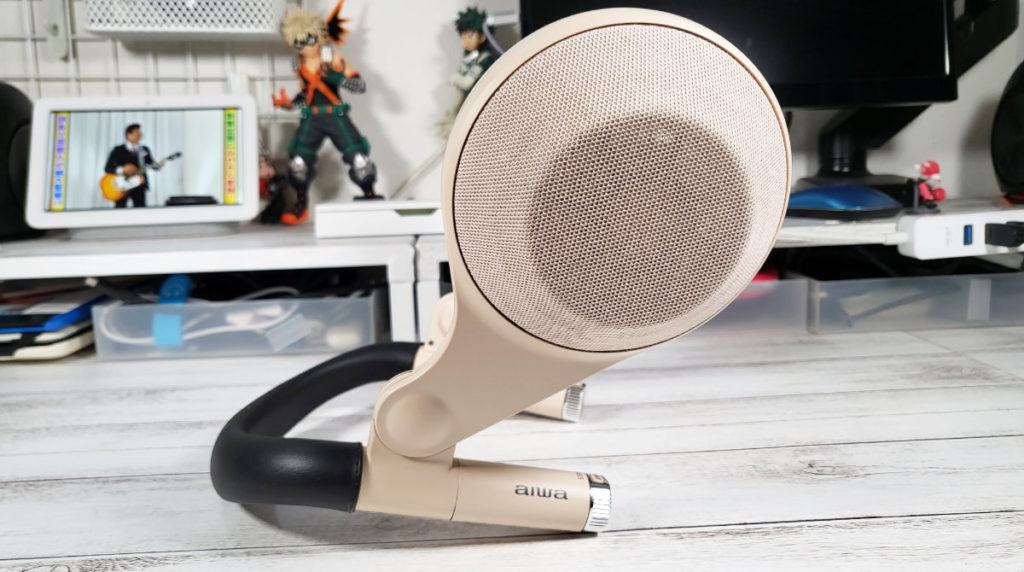 aiwaの個性的なネックスピーカー『ButterflyAudio』が届いたので開封し