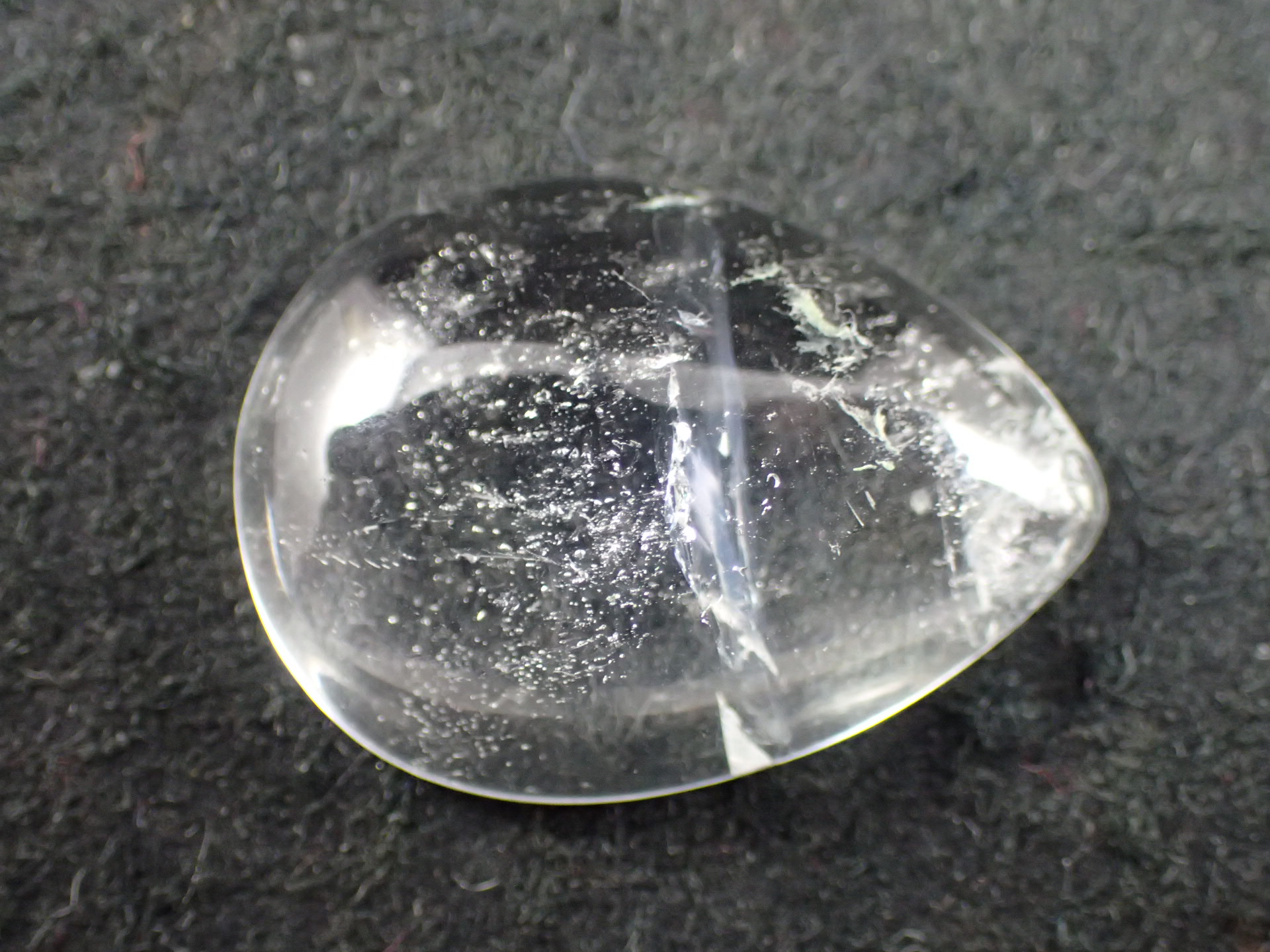 最高品質山梨竹森水晶(Yamanashi Takemori Quartz) ペアシェイプカット