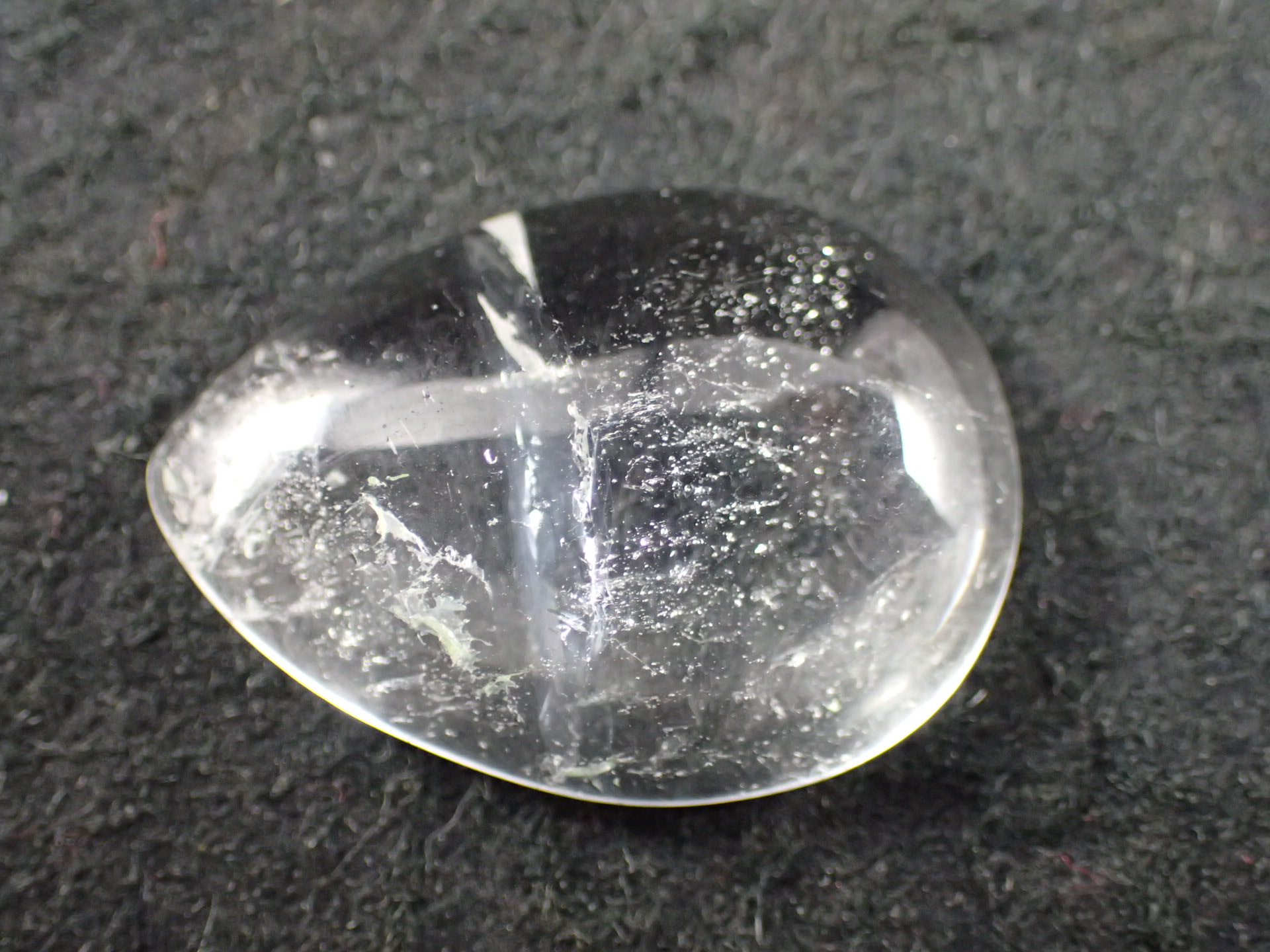 最高品質山梨竹森水晶(Yamanashi Takemori Quartz) ペアシェイプカット