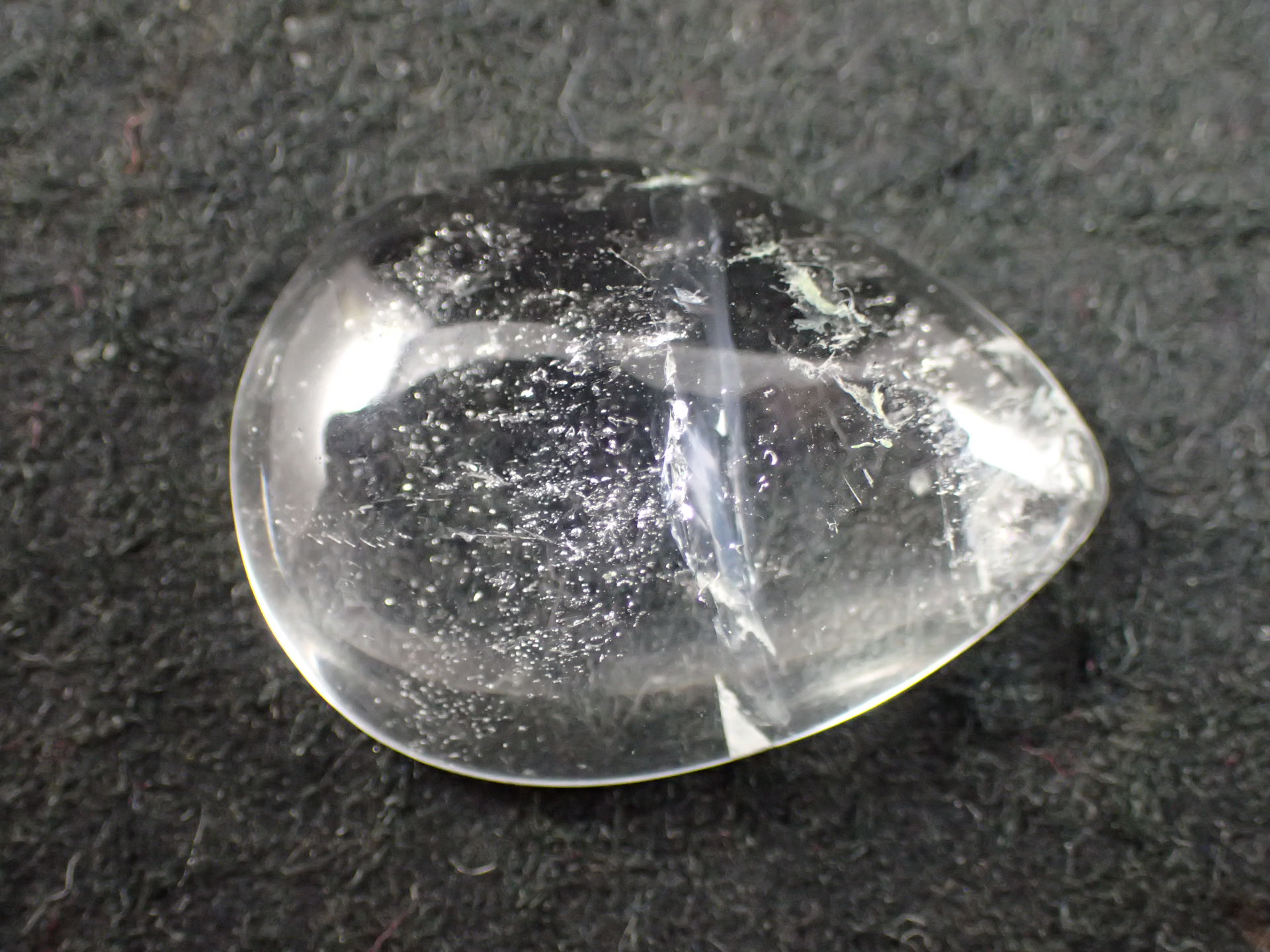 最高品質山梨竹森水晶(Yamanashi Takemori Quartz) ペアシェイプカット