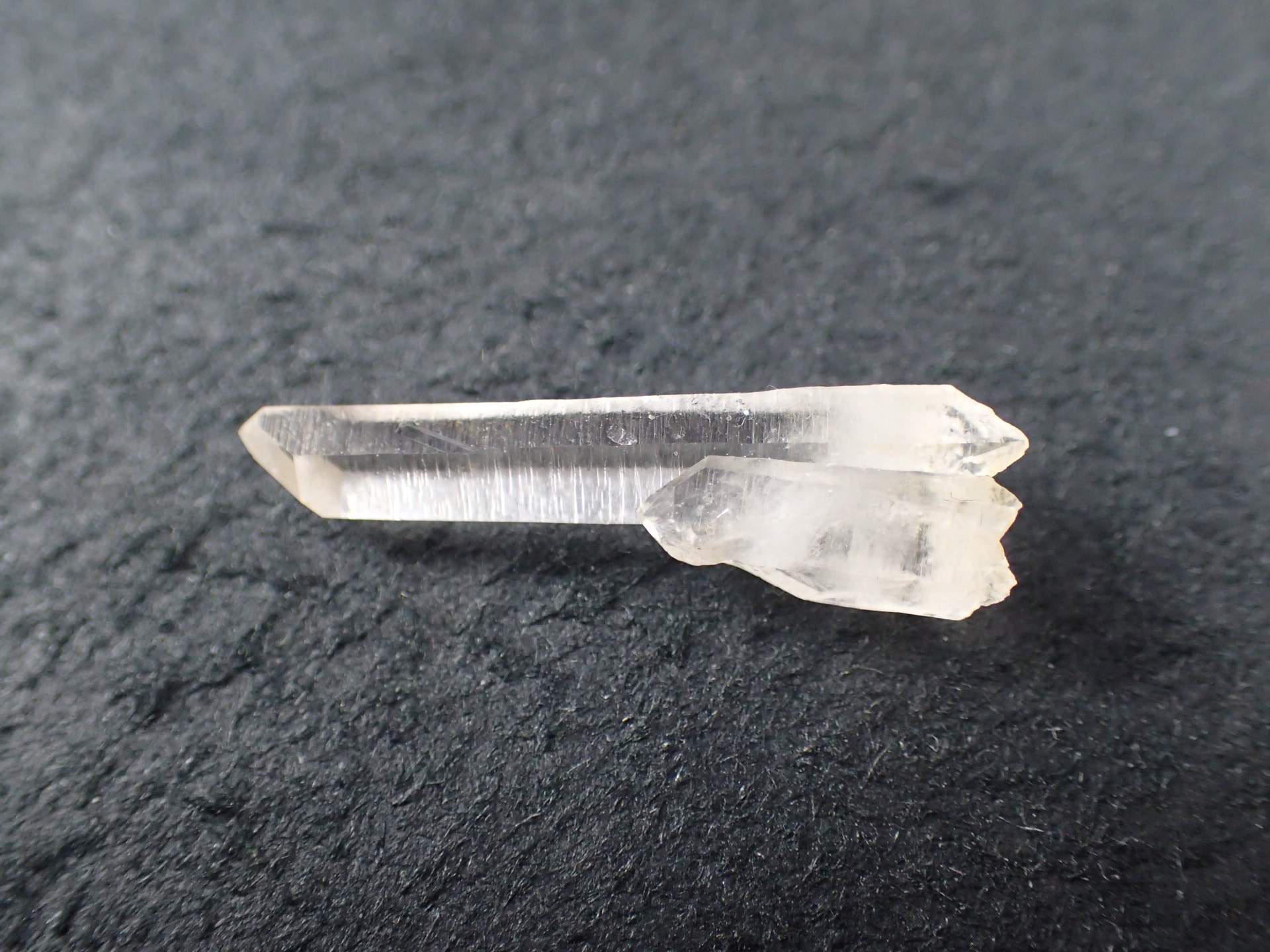 最高品質乙女水晶 山梨県 乙女鉱山 産 ｜石の販売専門店【vec stone club】