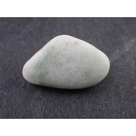 最高品質ヒスイ輝石(Jadeite) 新潟県糸魚川市青梅町 産 ｜石の販売専門