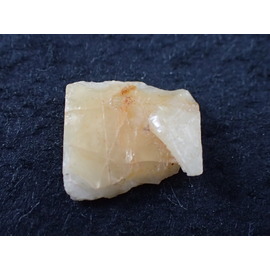 最高品質蛍光オパール 北海道然別湖西方産 ｜石の販売専門店【vec