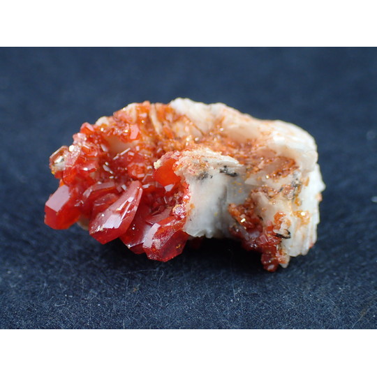 バナジン鉛鉱 モロッコ産 ｜石の販売専門店【vec stone club】