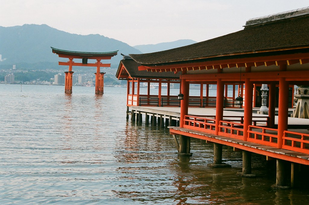 宮島行き方おすすめガイド｜効率的なアクセス方法と詳細解説 | VELTRA