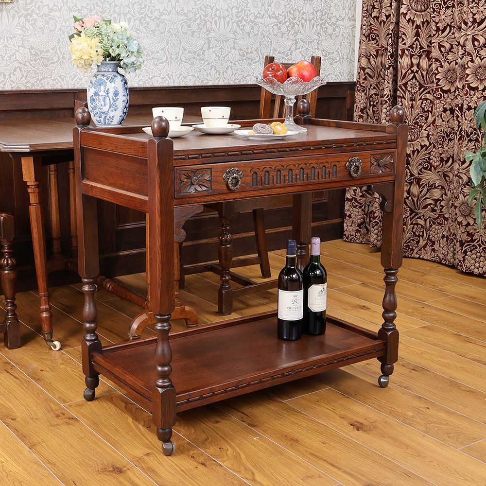 ダイニング – アンティーク家具と雑貨の店 ビクトリアンクラフト