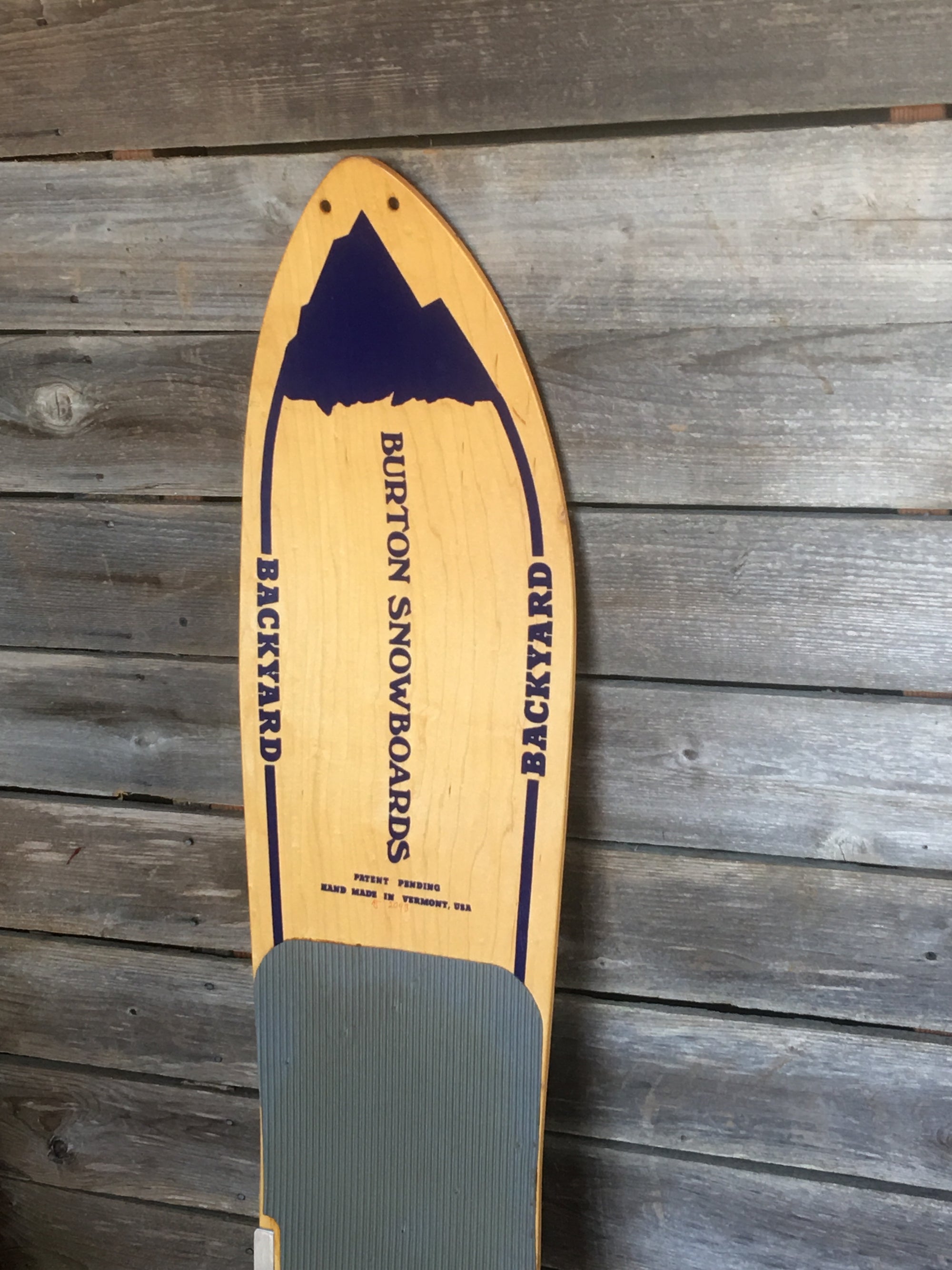 Vintage Burton Backyard Snowboard - VintageWinter