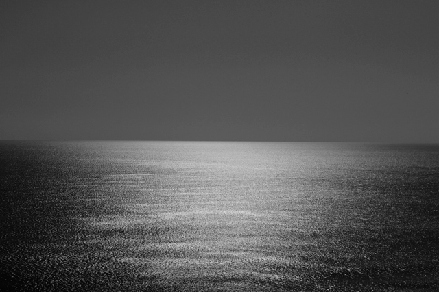 モノクロ風景写真 写真家戸張良彦[無限大の原風景] 北海道原野風景