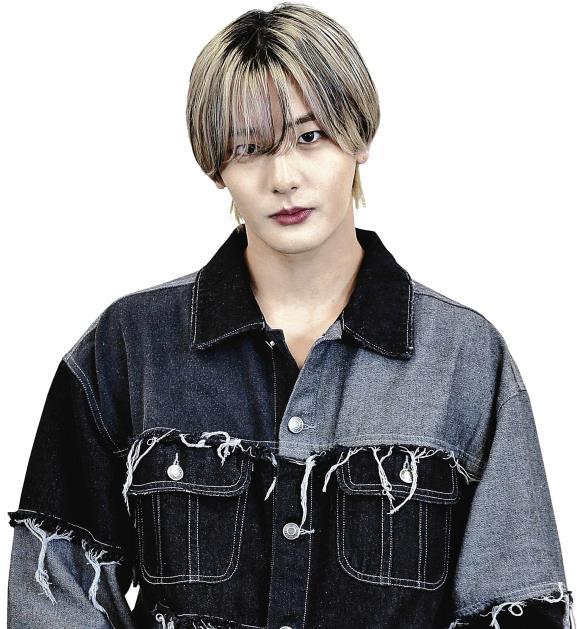 安嶋秀生 グリーティングフォト 公式写真 Amazon.co.jp: 少年忍者 安嶋