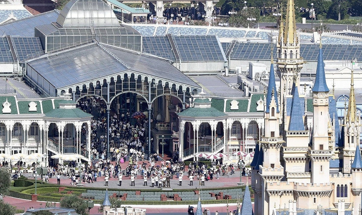 オリエンタルランド中間決算、売上高が過去最高…「ファンタジー