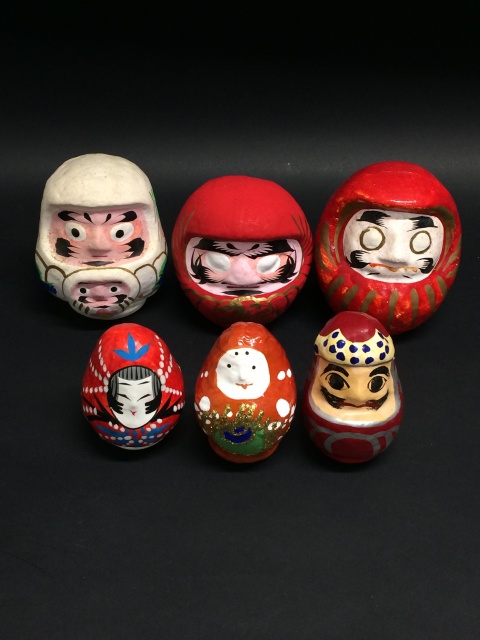 姫路張り子や仙台の松川達磨のダルマの張り子人形｜骨董品買取よろず屋