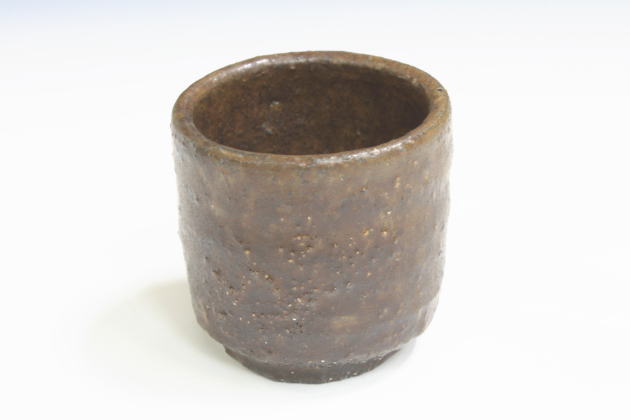 柳瀬美術店 / 小林東五「黒釉杯 玄鶴」共箱[KOBAYASHI Togo]Sake cup