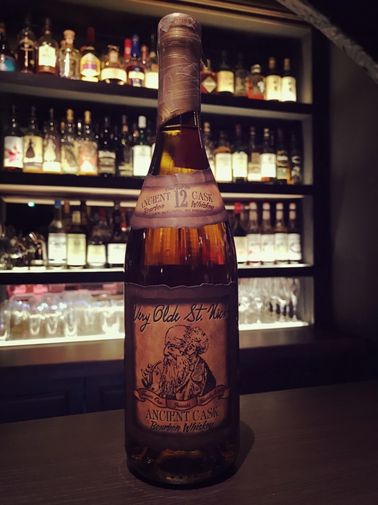 今月のお勧めウイスキー◇Very Old St.Nick - ライブラリー・バー