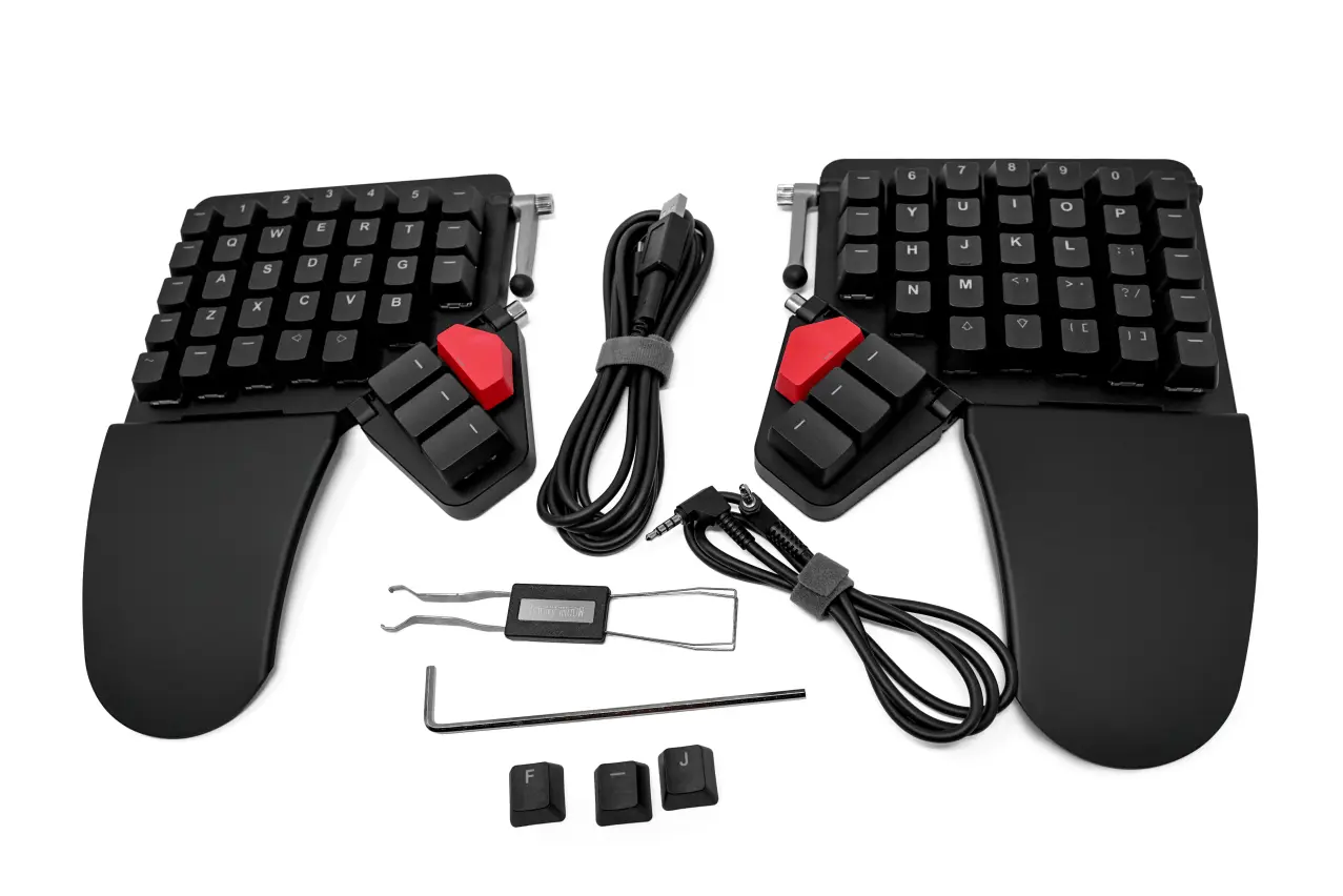 Get Your Moonlander | zsa.io