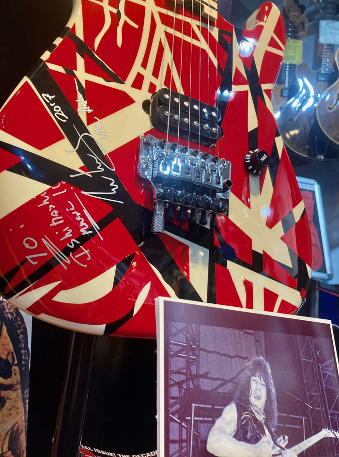 貴重 VAN HALEN エドワード・ヴァン・ヘイレン直筆サイン 貴重 VAN