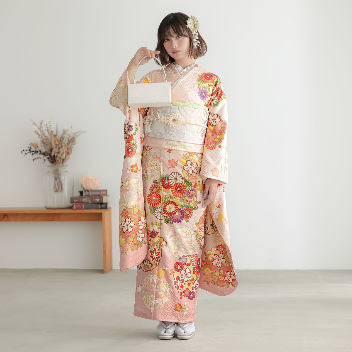 振袖： R2074吉澤の友禅【吉澤の友禅】薄ピンク 花丸文