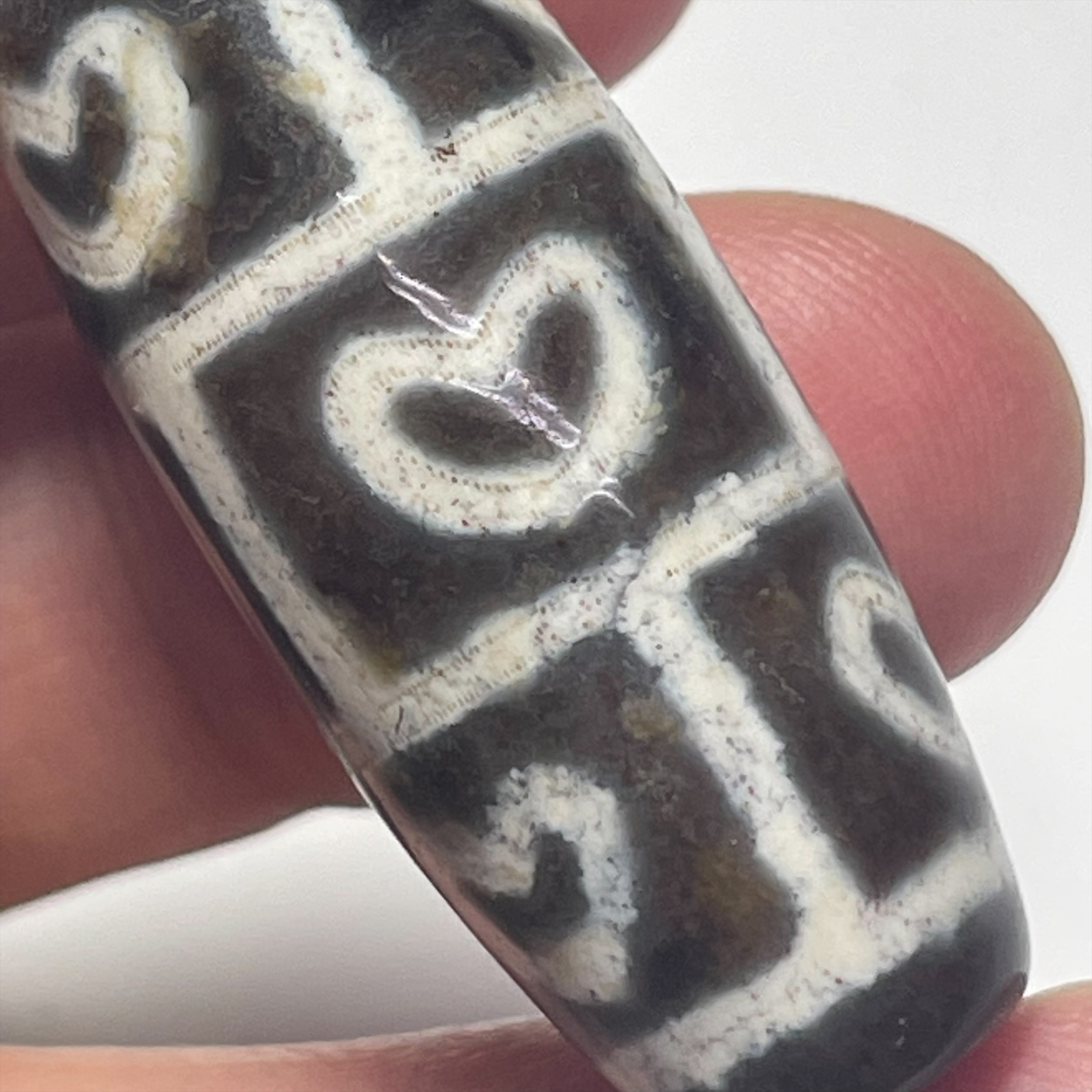 お気に入りの九眼天珠 仏心九眼天珠