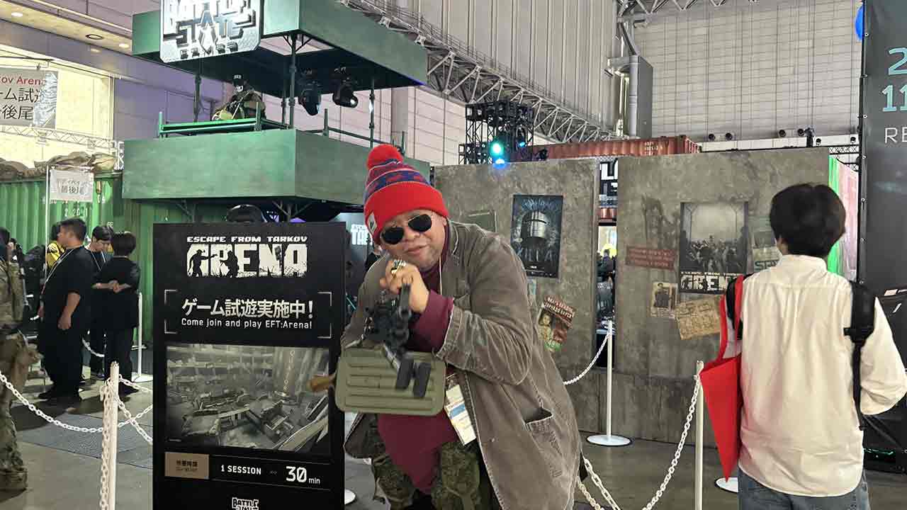 Escape from Tarkovブースは軍人の世界観 筋トレもできるよ【TGS2025
