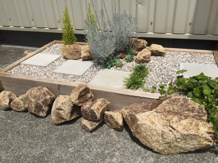 引き取り 割栗石400kg〜◇ロックガーデン ドライガーデン アガベみかも