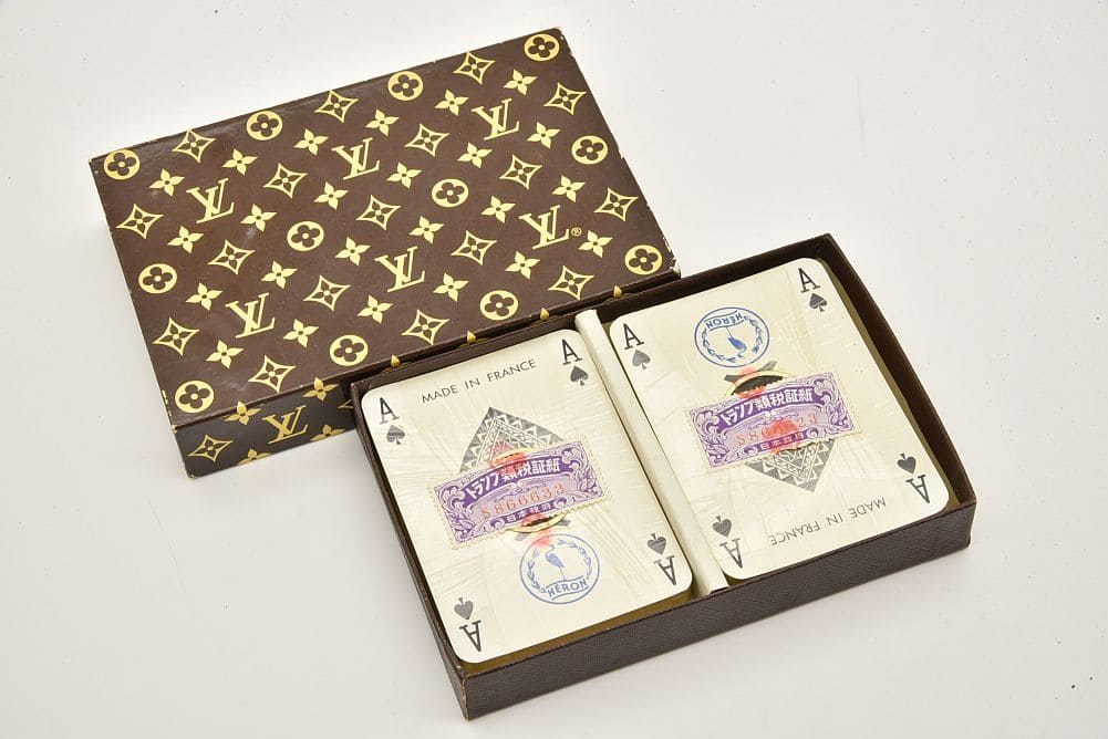 LOUIS VUITTON トランプ カード 旅先にも持っていきたい♪】ルイ